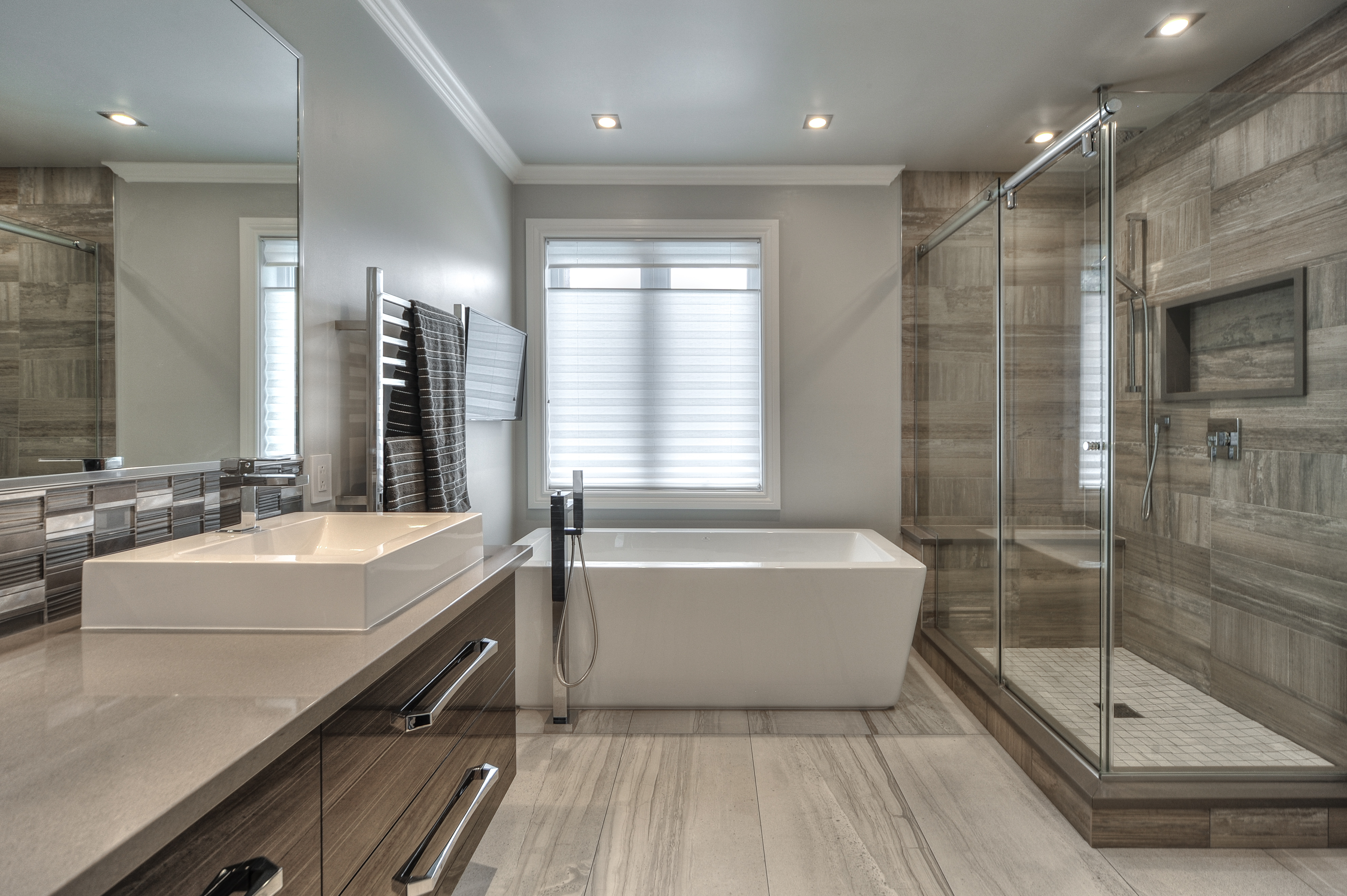 Maison & Demeure - Ces douches spectaculaires inspireront votre prochaine salle  de bain